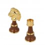 Schachfiguren aus Messing und Holz von Hand gemacht und montiert mit Gold-und Silberbad